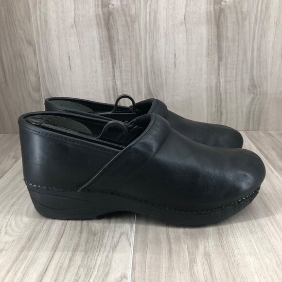 Dansko Clogs Womens EU 40 Black XP Leather Slip On Professional Shoes - Picture 1 of 12